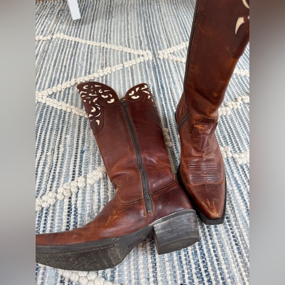 Ariat Hacienda Leather Boots - Picture 9 of 16